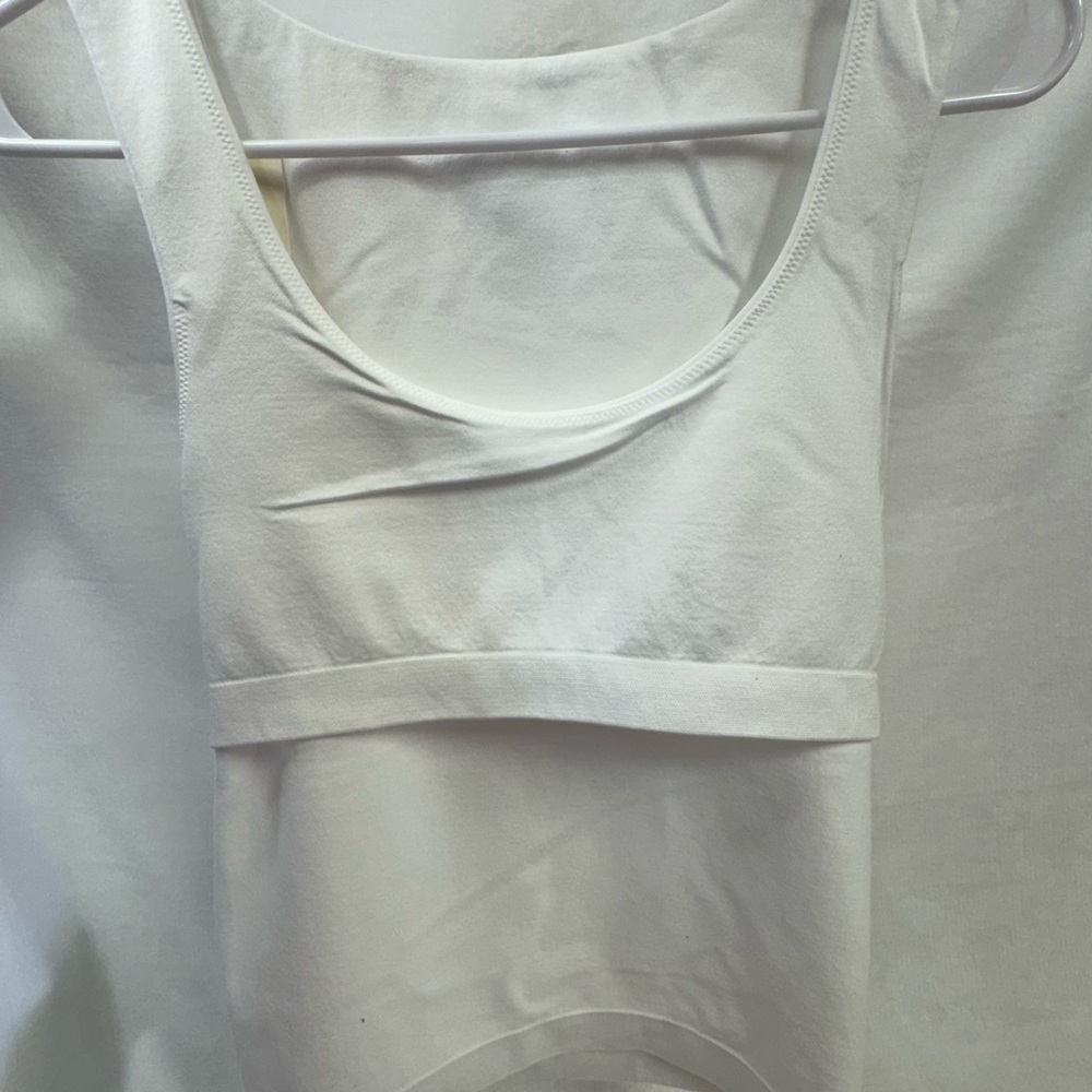 A New Day Women's Classic White Tank Top - Picture 3 of 9